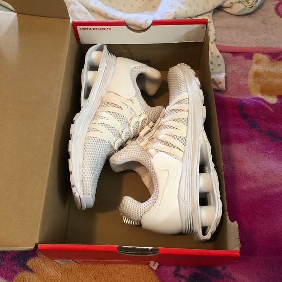 👟Size 6 Nike SHOX GRAVITY👟 - Picture 5 of 5